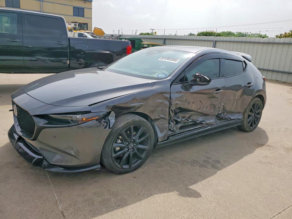 2024 Mazda 3 Premium Plus
