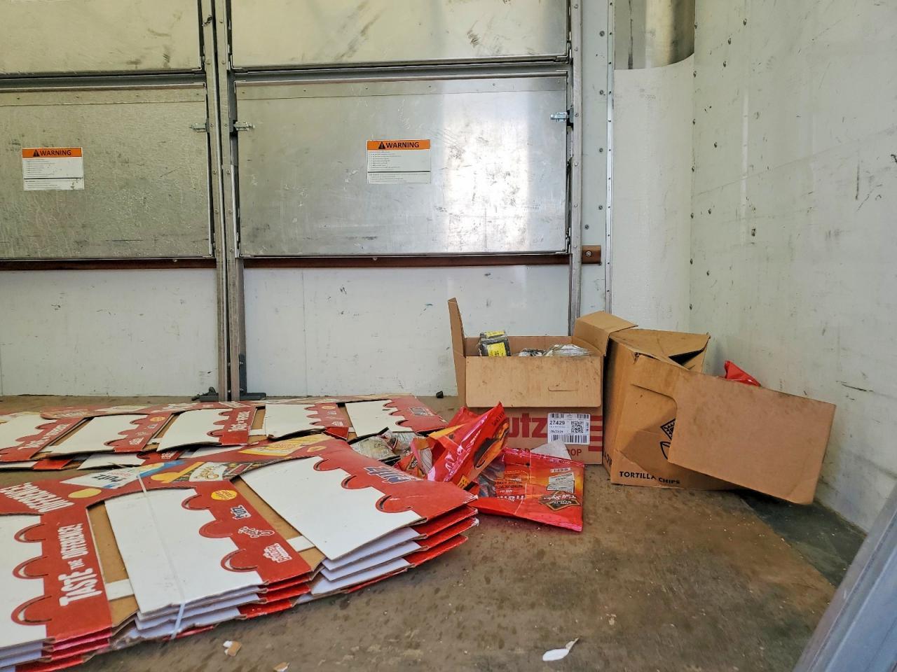 2023 GMC Savana BOX Truck