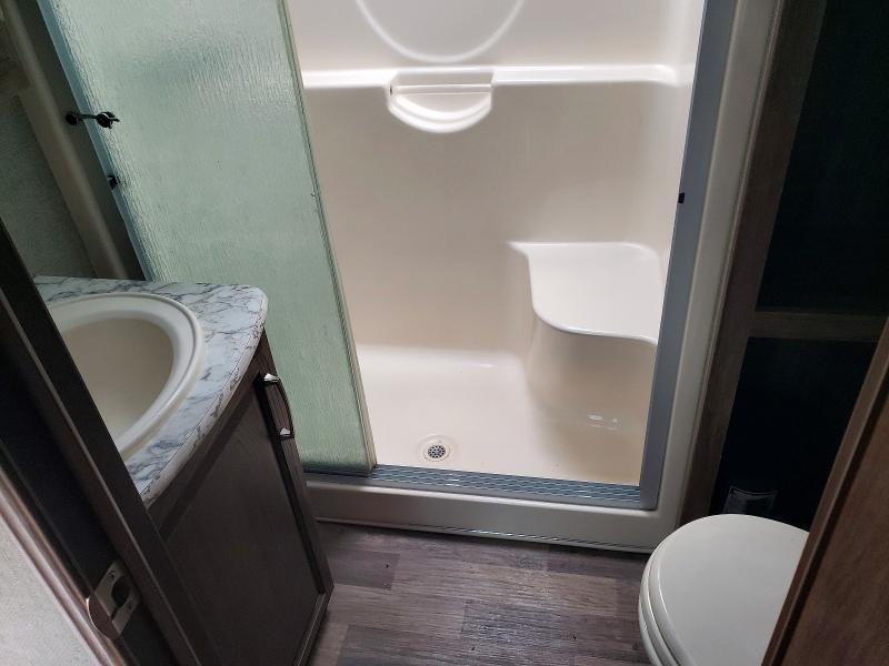 2018 Keystone Tone Cougar 359 mbi