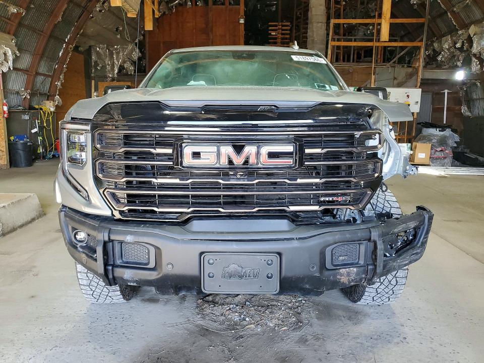 2023 GMC Sierra K1500 AT4X