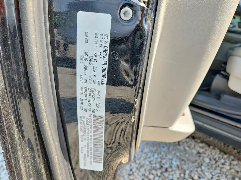 2010 Chrysler Town & Country Touring Plus