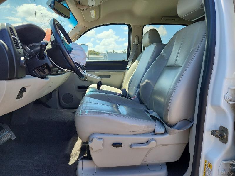2011 Chevrolet Silverado K3500 LT