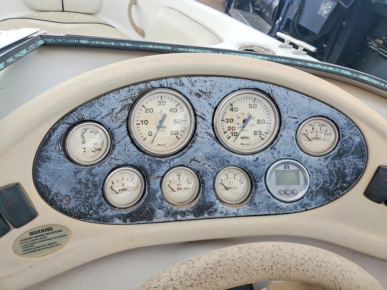 2002 Runabout Boat-Boat