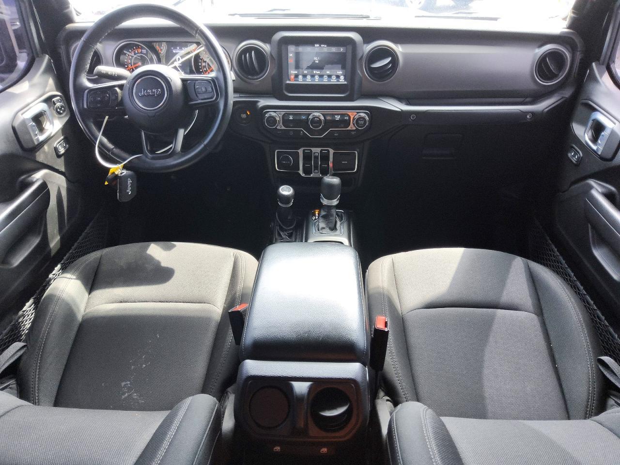 2022 Jeep Gladiator Sport