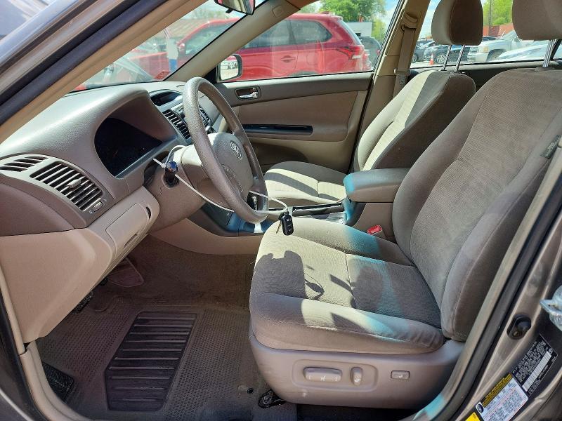 2005 Toyota Camry le