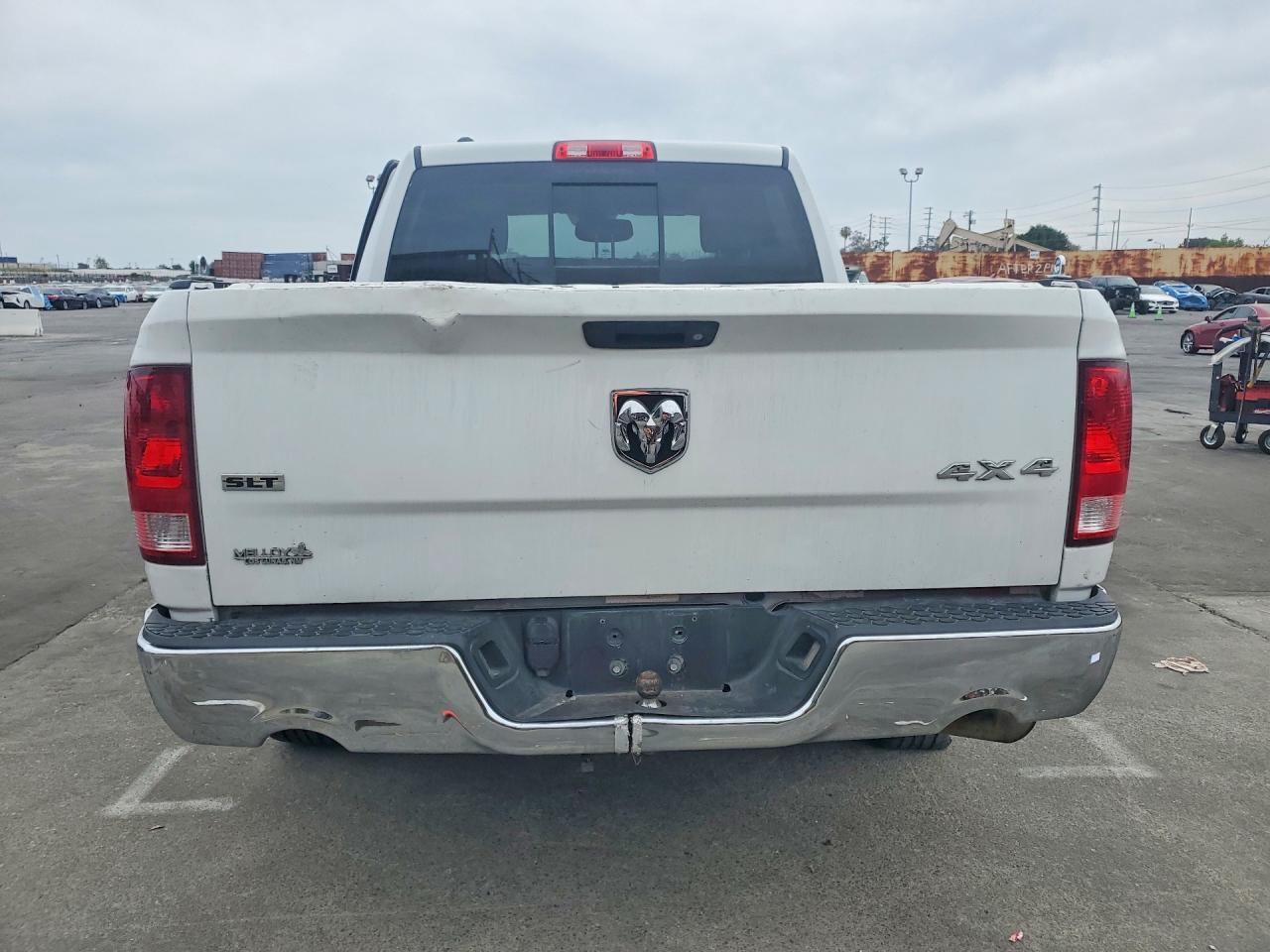 2017 Dodge RAM 1500 SLT