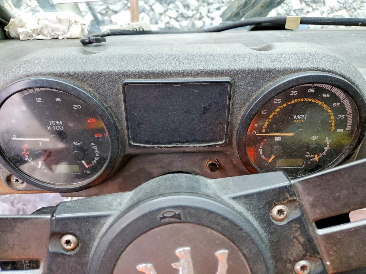 2014 Mack 600 MRU600