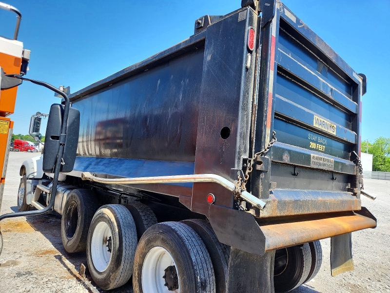 2018 Mack Granite Dump Truck