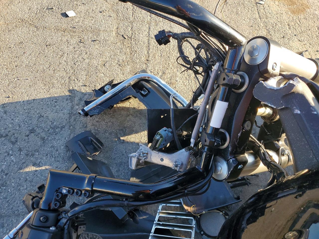 2015 Victory Cross Country Touring