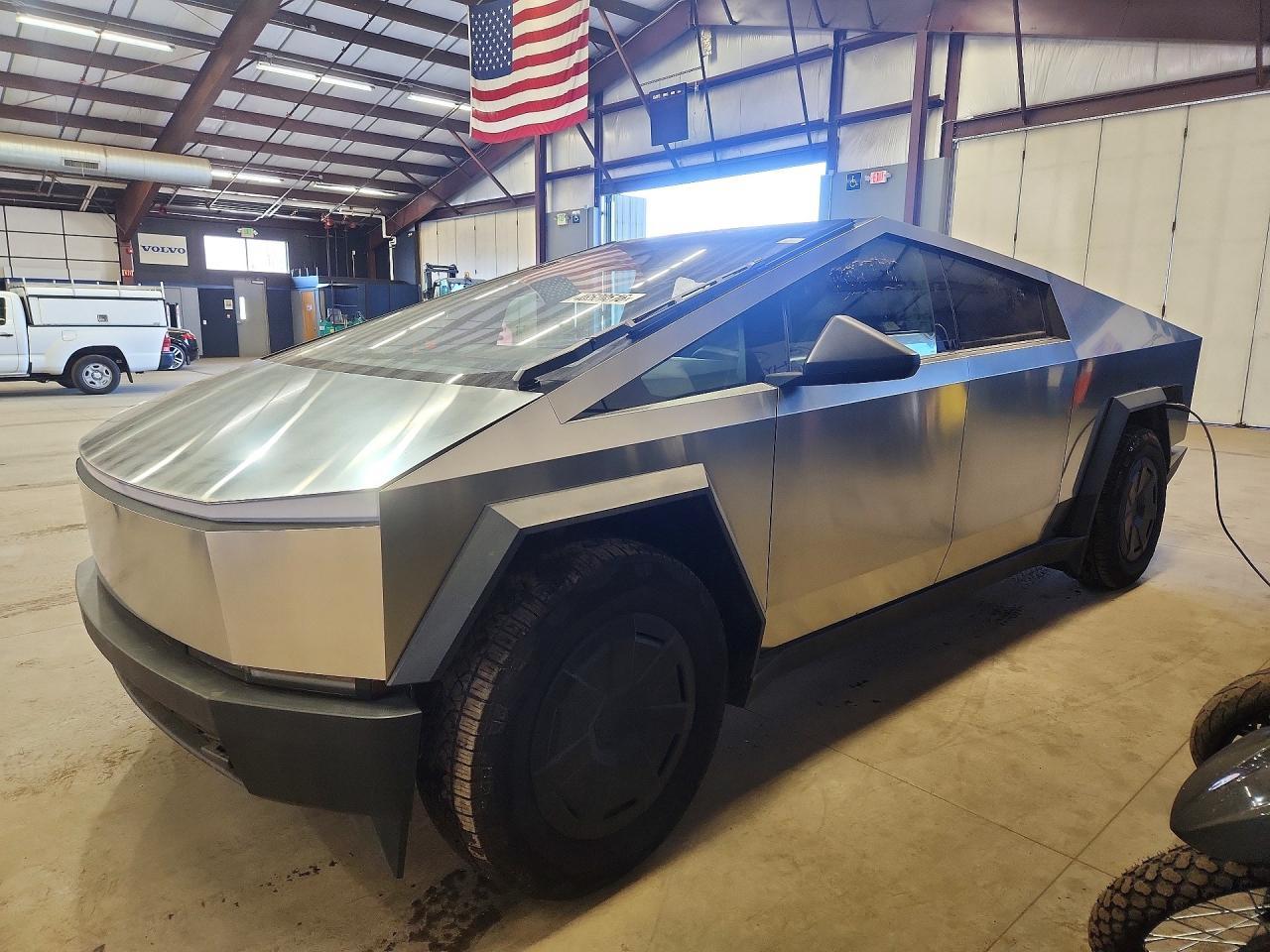 2024 Tesla Cybertruck