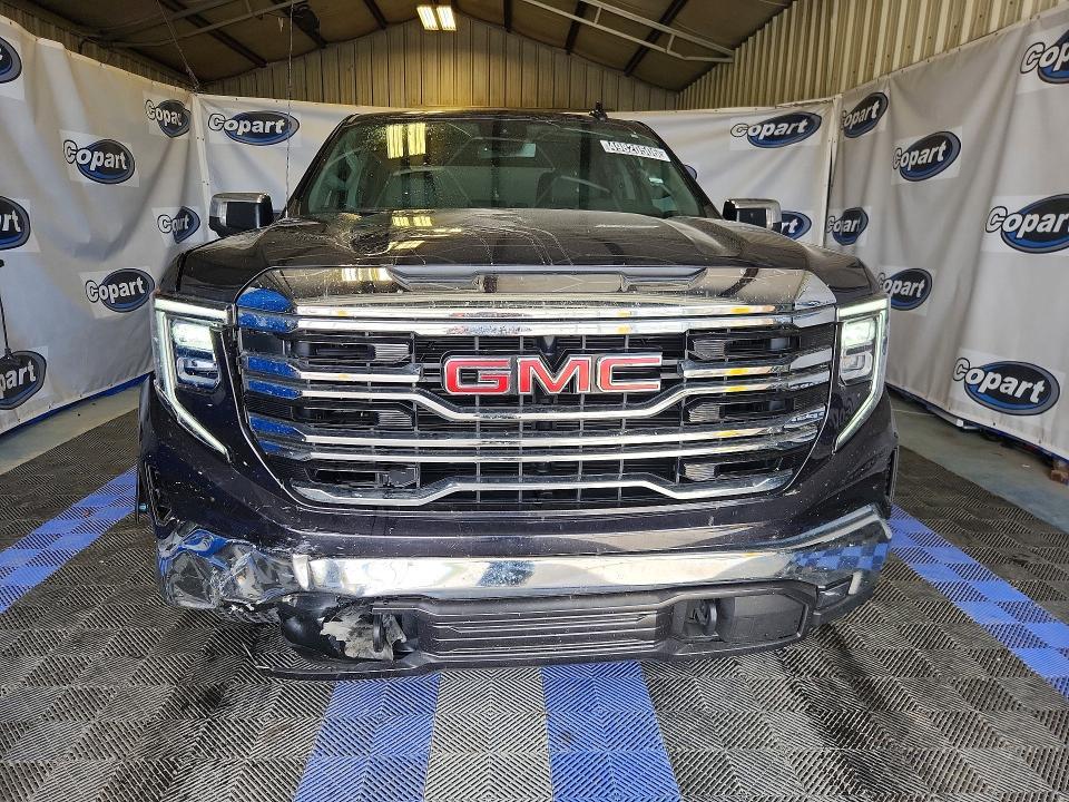 2026 GMC Sierra C1500 SLT