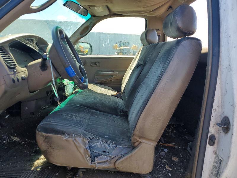 2000 Toyota Tundra Base