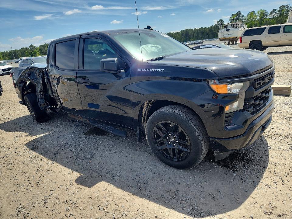 2022 Chevrolet Silverado C1500 Custom
