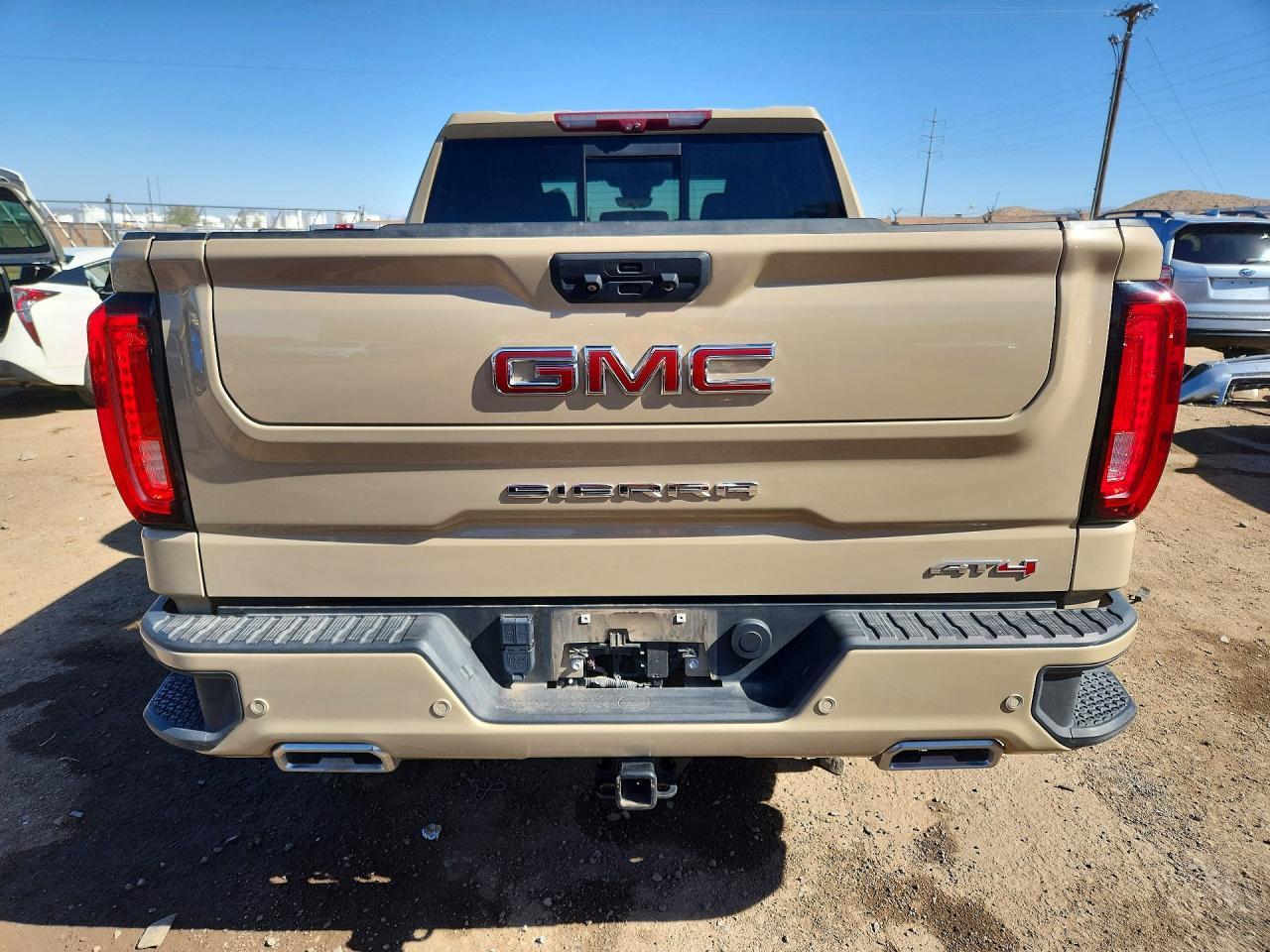 2023 GMC Sierra K1500 AT4