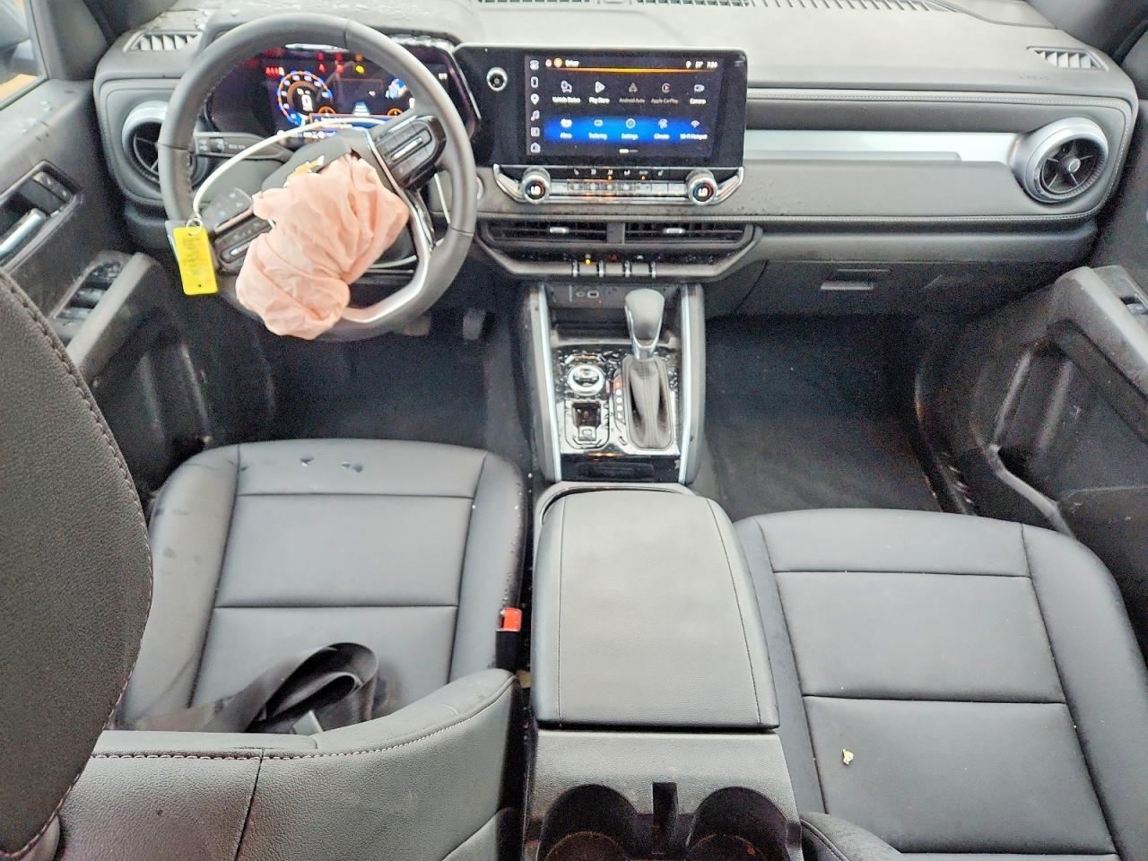 2025 Chev Colorado
