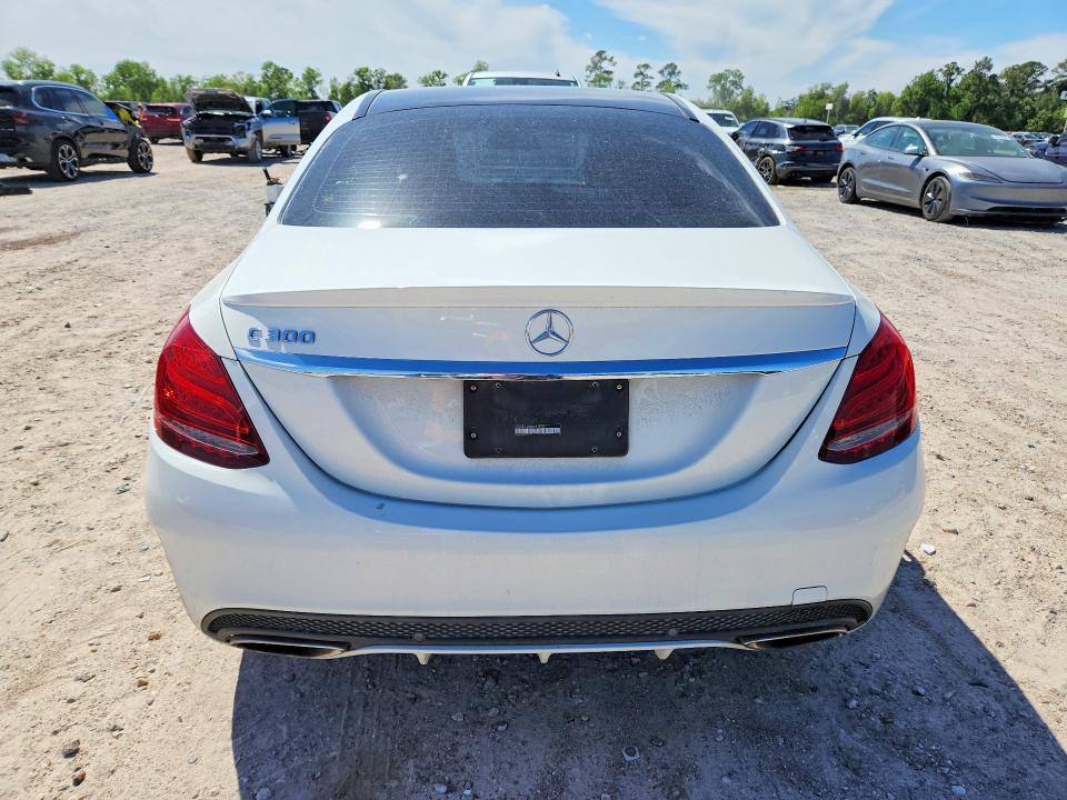 2015 Mercedes-Benz C300