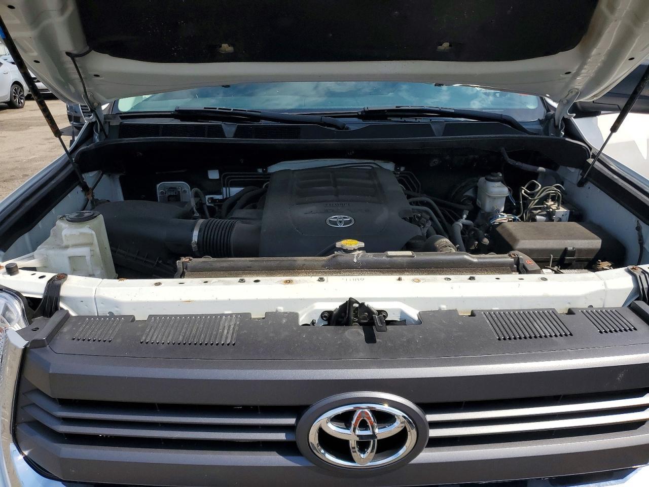 2014 Toyota Tundra SR