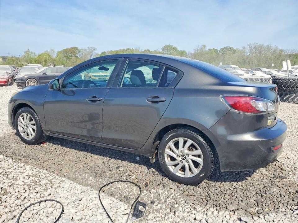 2013 Mazda 3 I