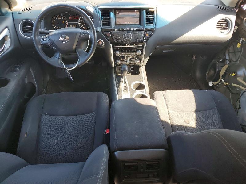 2015 Nissan Pathfinder sv