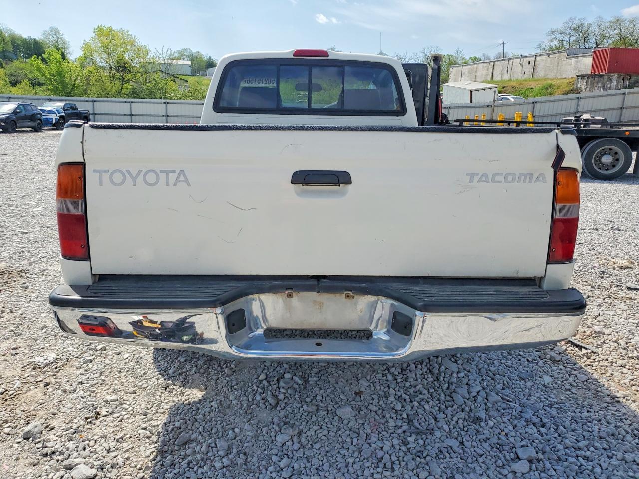 1998 Toyota Tacoma Base