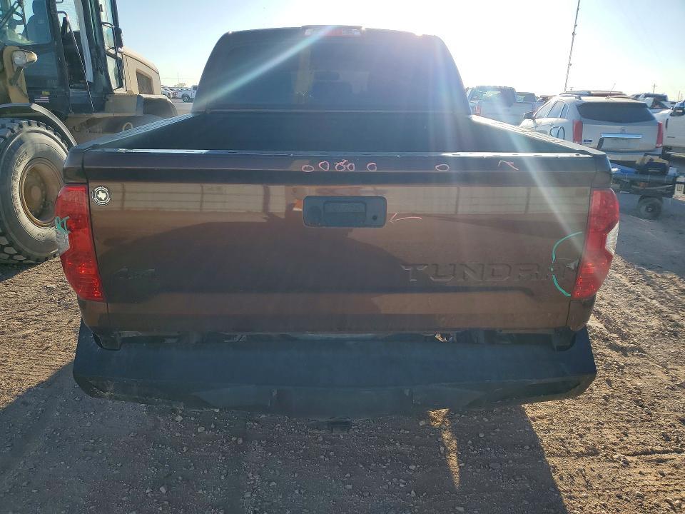 2017 Toyota Tundra SR5