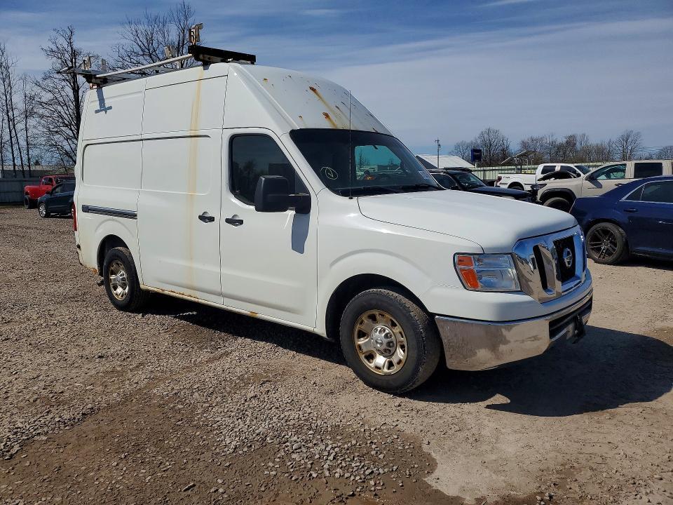 2013 Nissan NV 2500 HD S