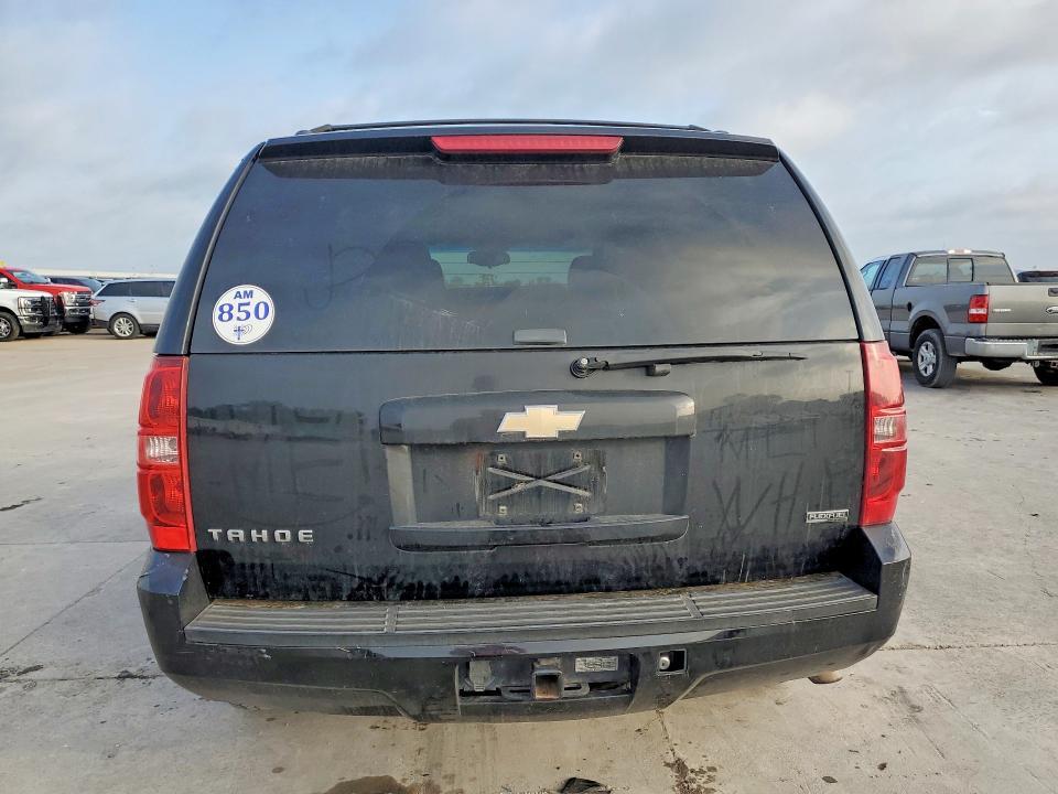 2011 Chevrolet Tahoe C1500 ls