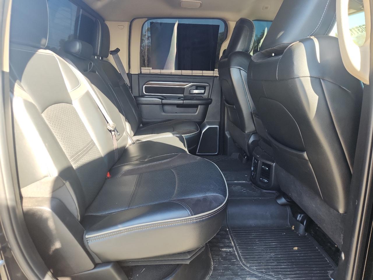2022 Dodge 3500 Laramie