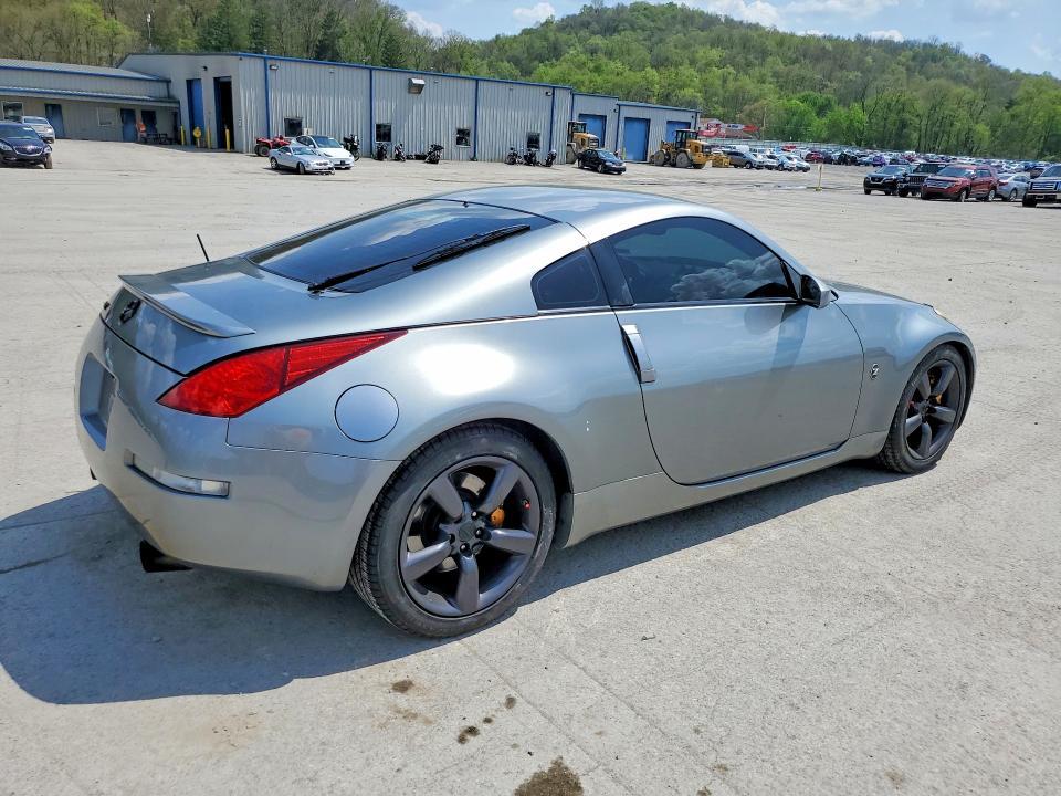 2005 Nissan 350z Coupe