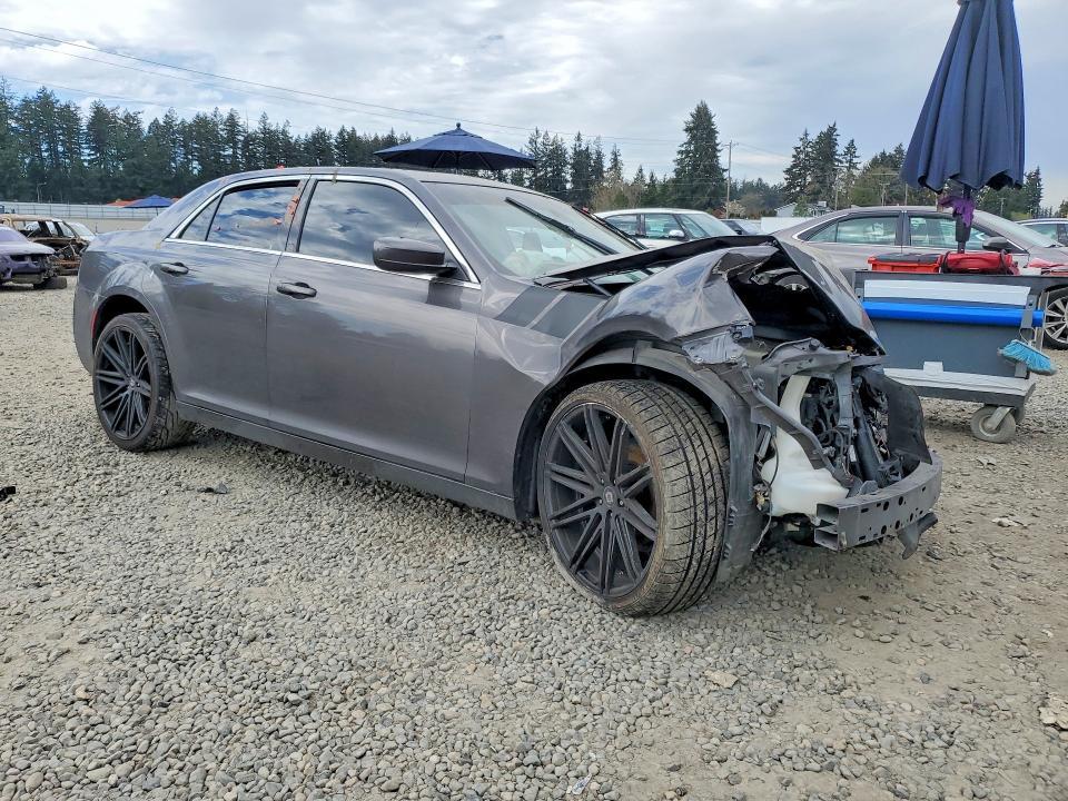 2016 Chrysler 300 Limited