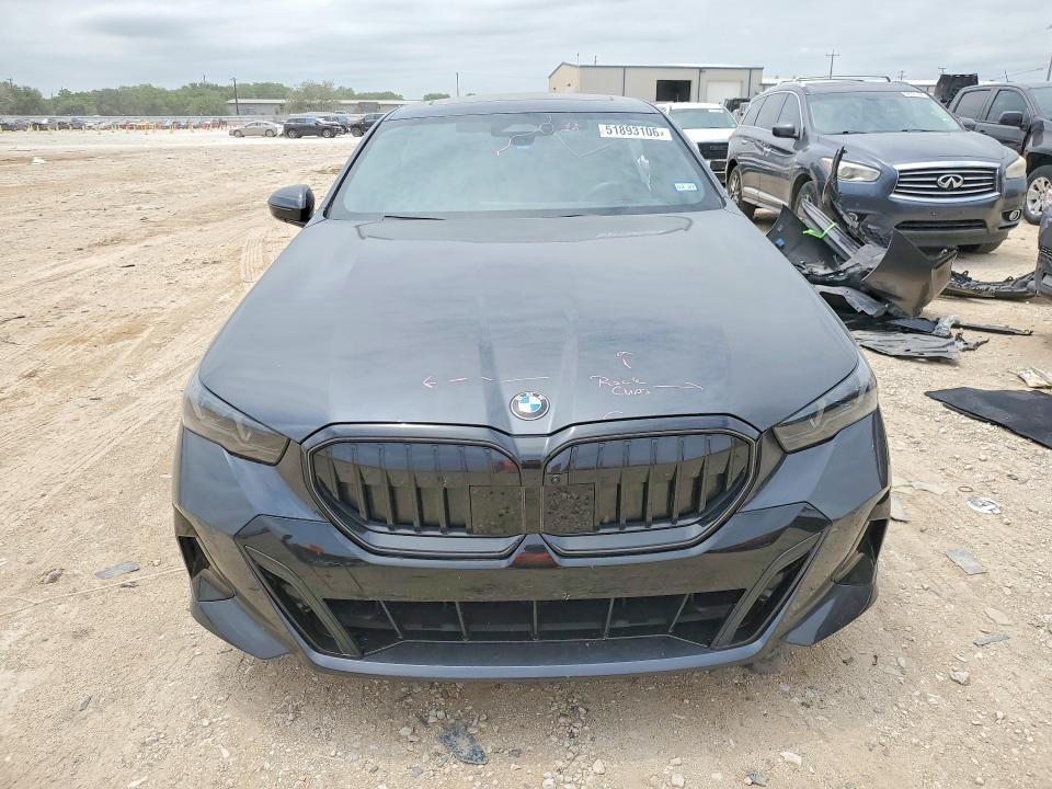 2025 BMW 530 i
