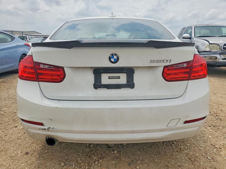 2015 BMW 320 i