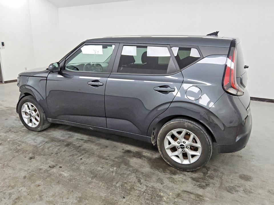 2023 KIA Soul lx
