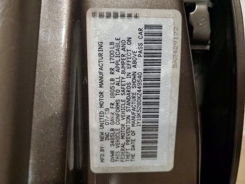 1999 Chevrolet Geo Prizm Base