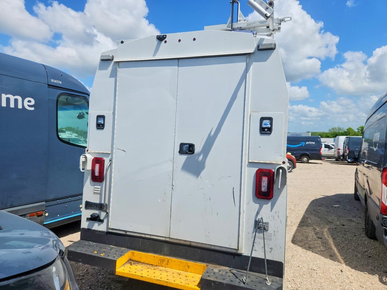 2019 Chev Express G3500