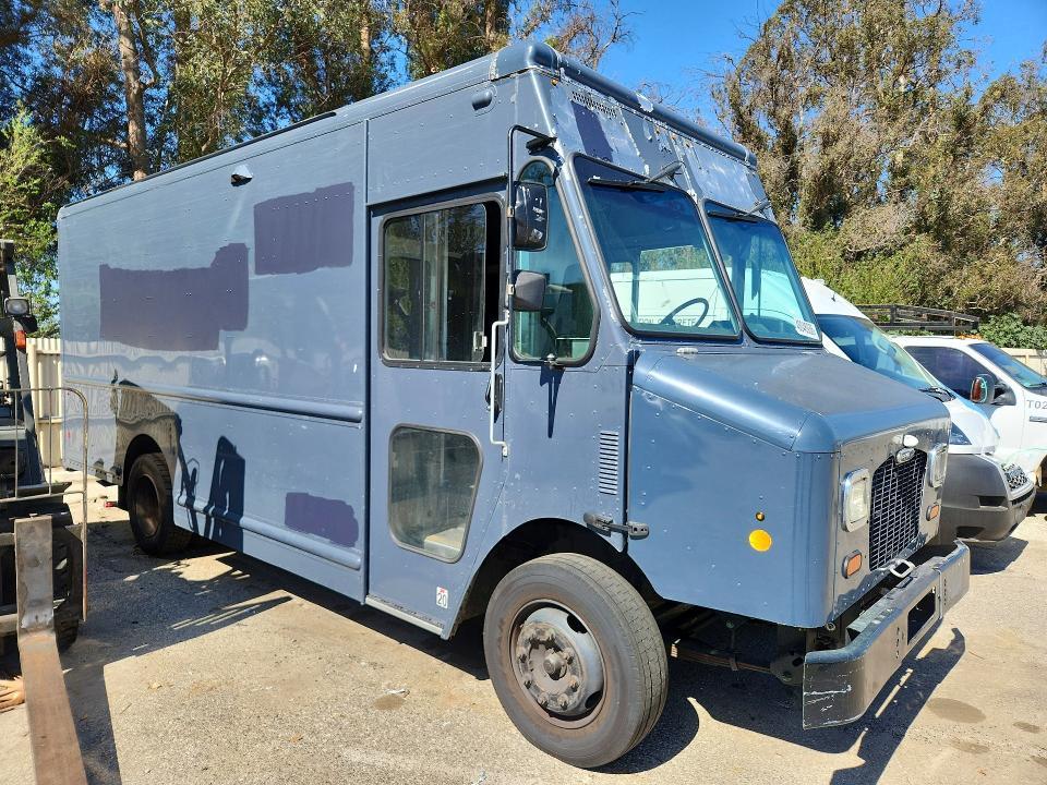 2020 Freightliner MT45 Delivery Truck