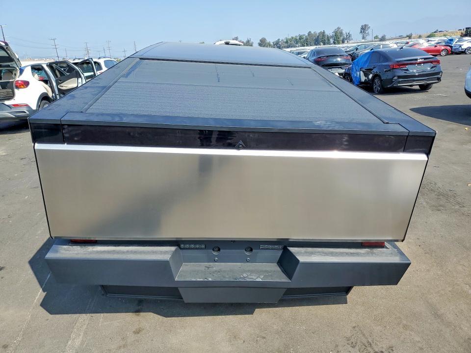 2026 Tesla Cybertruck
