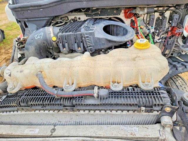 2022 Freigliner 2022 Freightliner Cascadia 126 Semi Truck