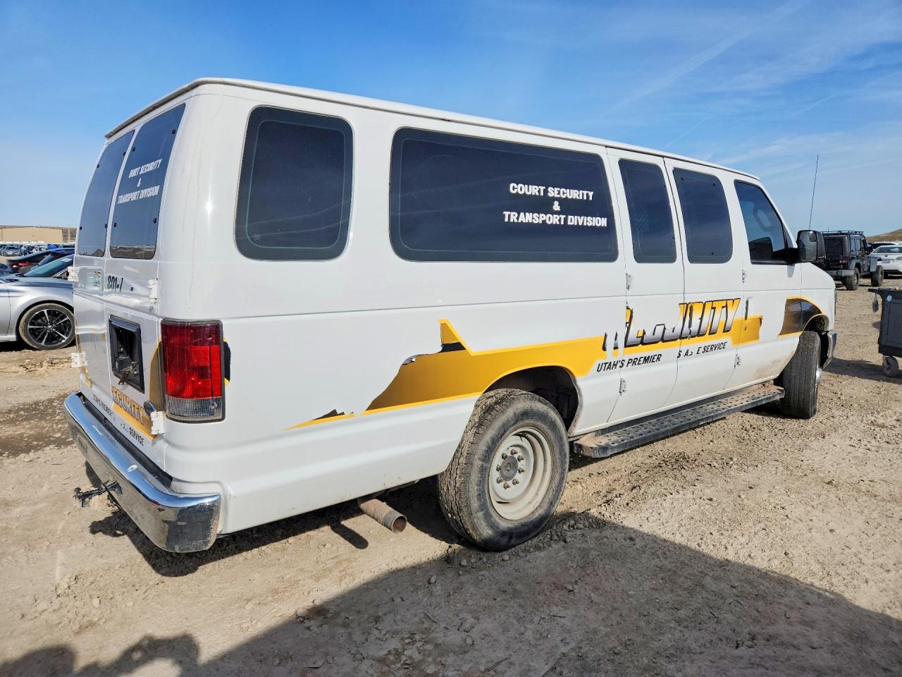 2011 Ford Econoline E350 Super Duty Wagon