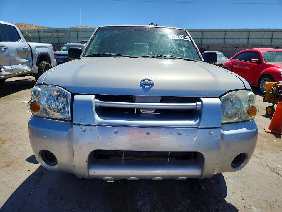 2004 Nissan Frontier King cab xe