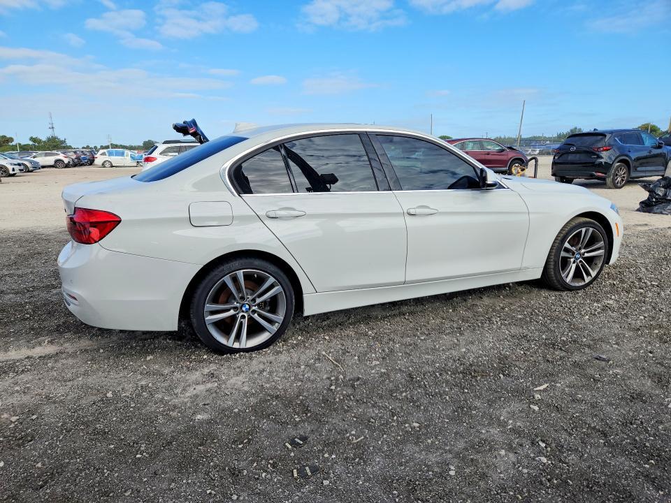 2018 BMW 330 i