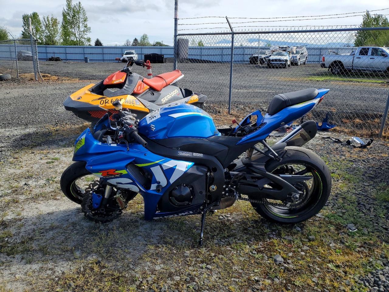 2015 Suzuki GSX-R1000