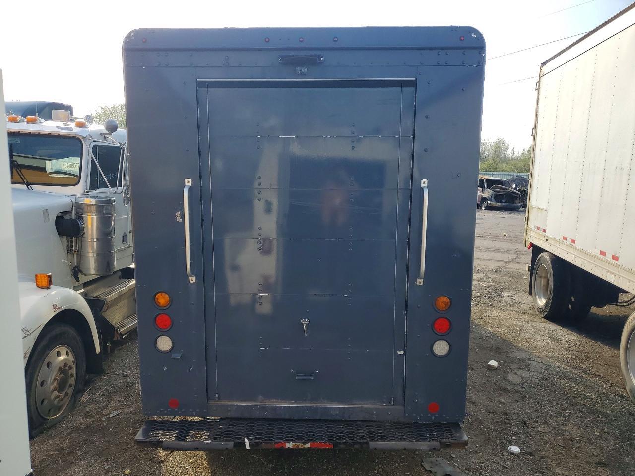 2021 Freightliner MT45 Delivery Van