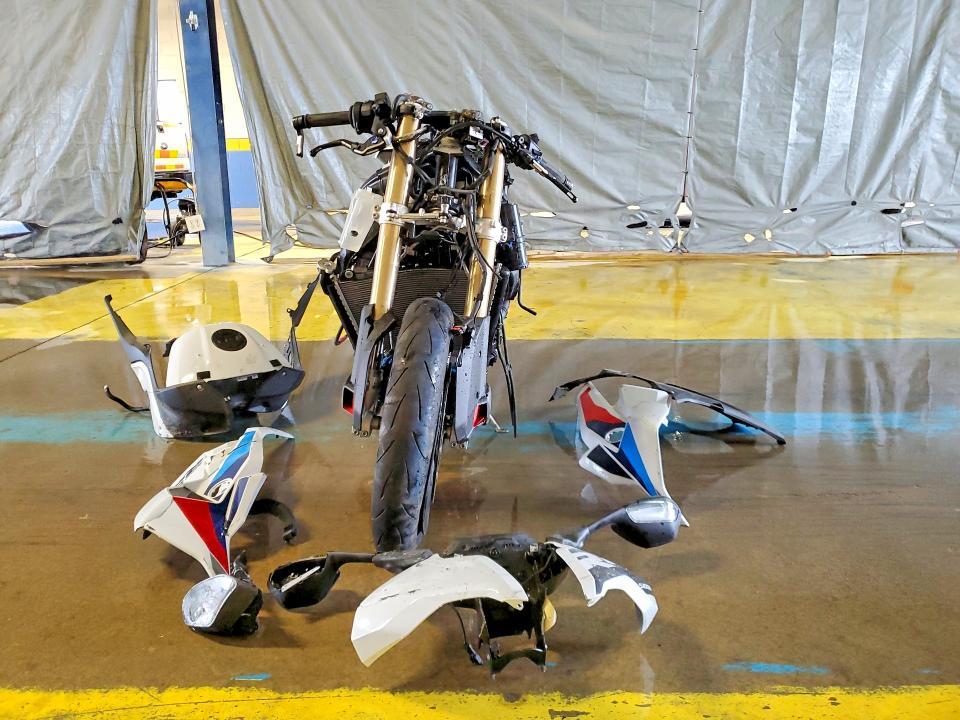2025 BMW S 1000 RR