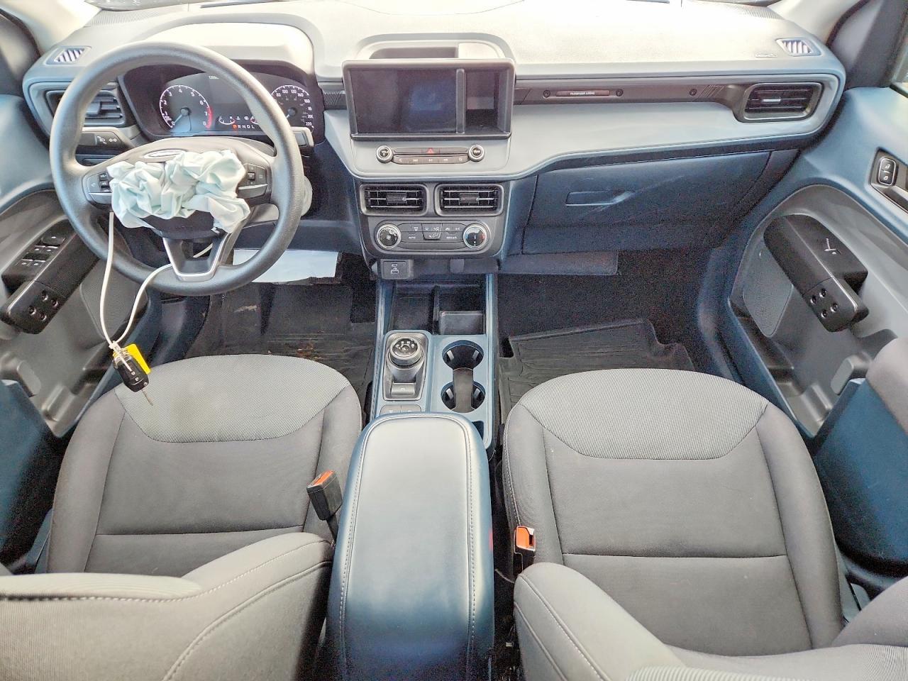 2022 Ford Maverick XL