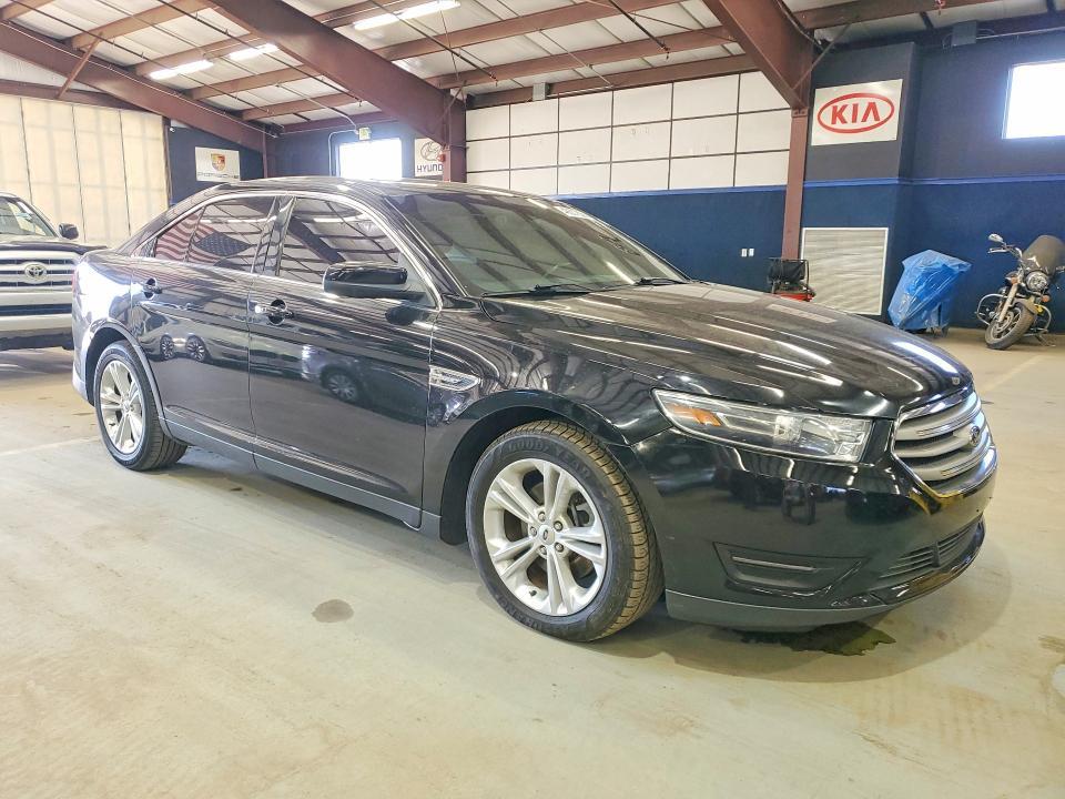 2016 Ford Taurus sel
