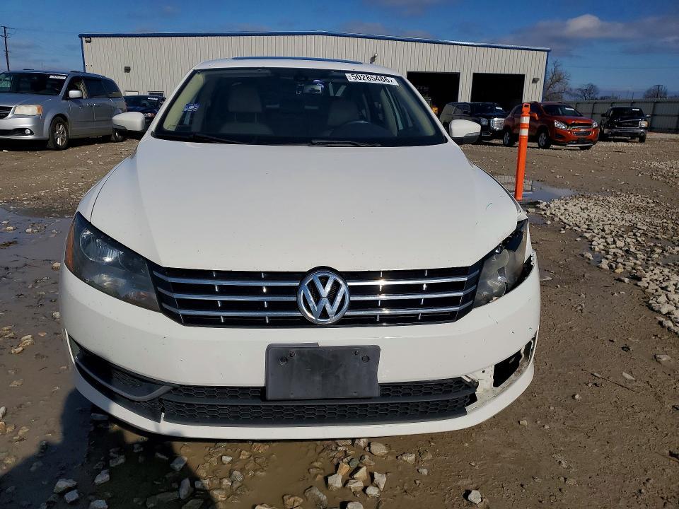 2013 Volkswagen Passat se