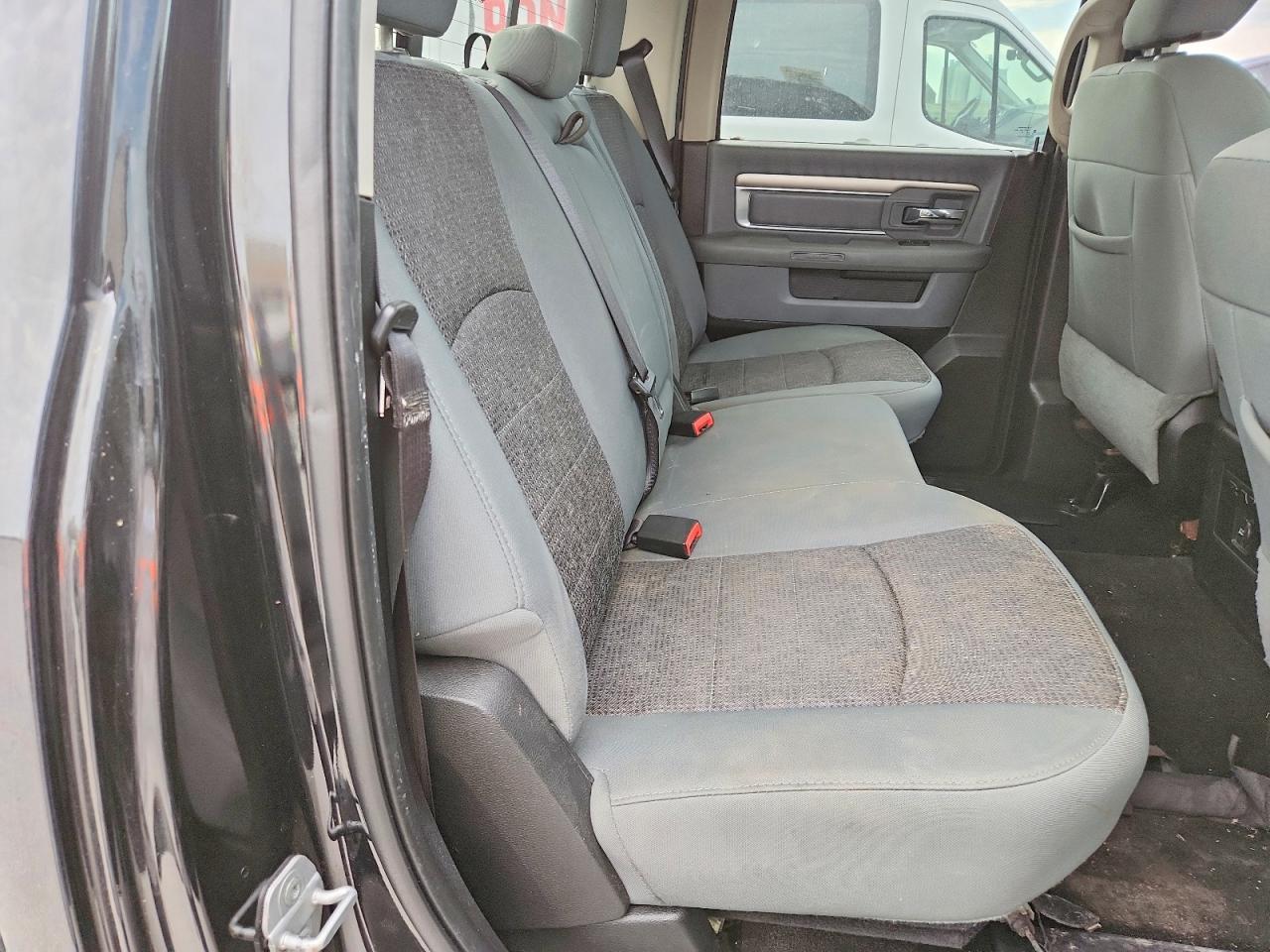 2015 Dodge RAM 1500 SLT