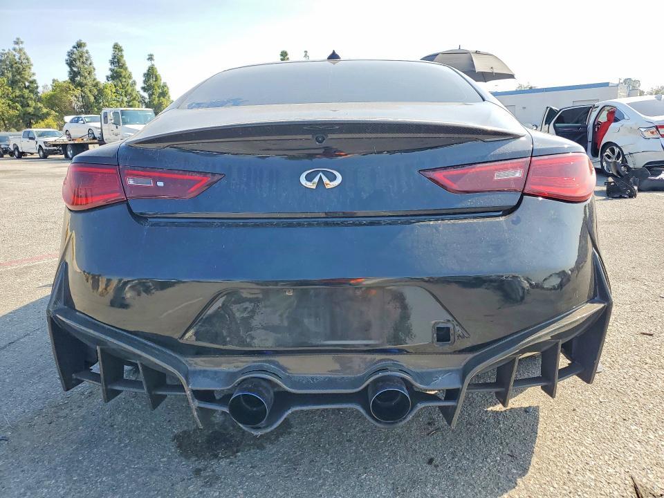 2018 Infiniti Q60 red Sport 400