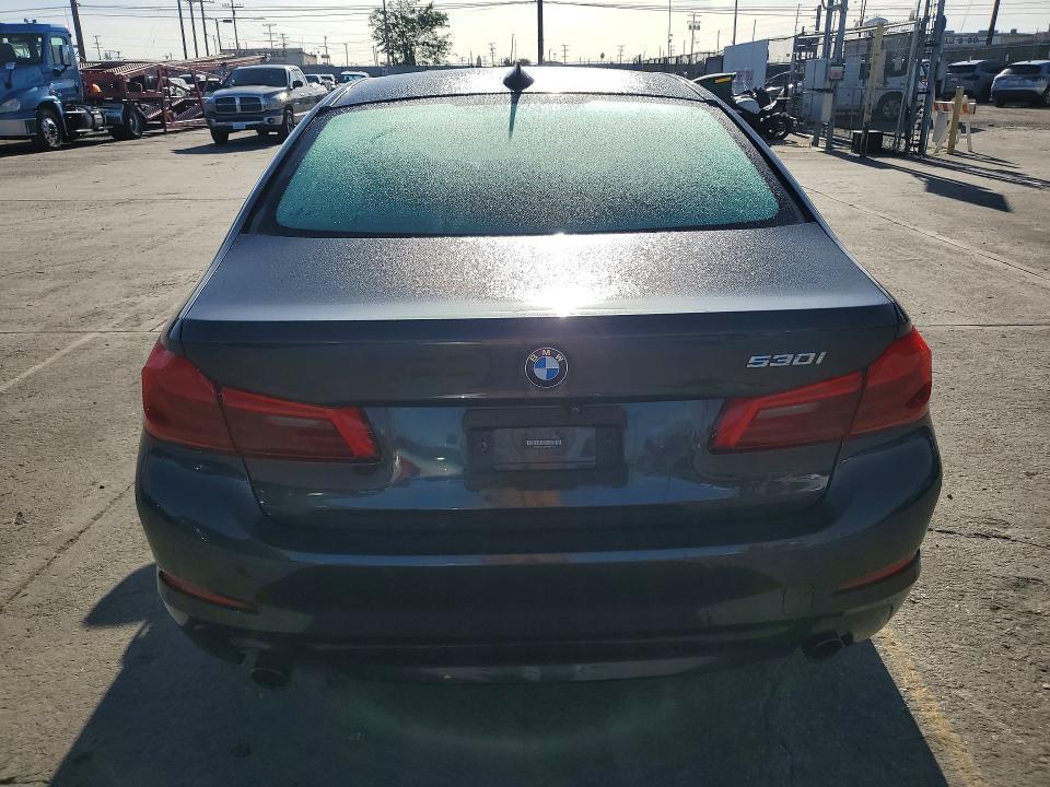 2020 BMW 530 i
